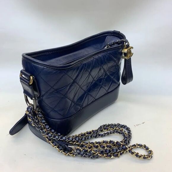 Chanel Women Pre-Loved Bag Very Good Condition - Picture 4 of 9